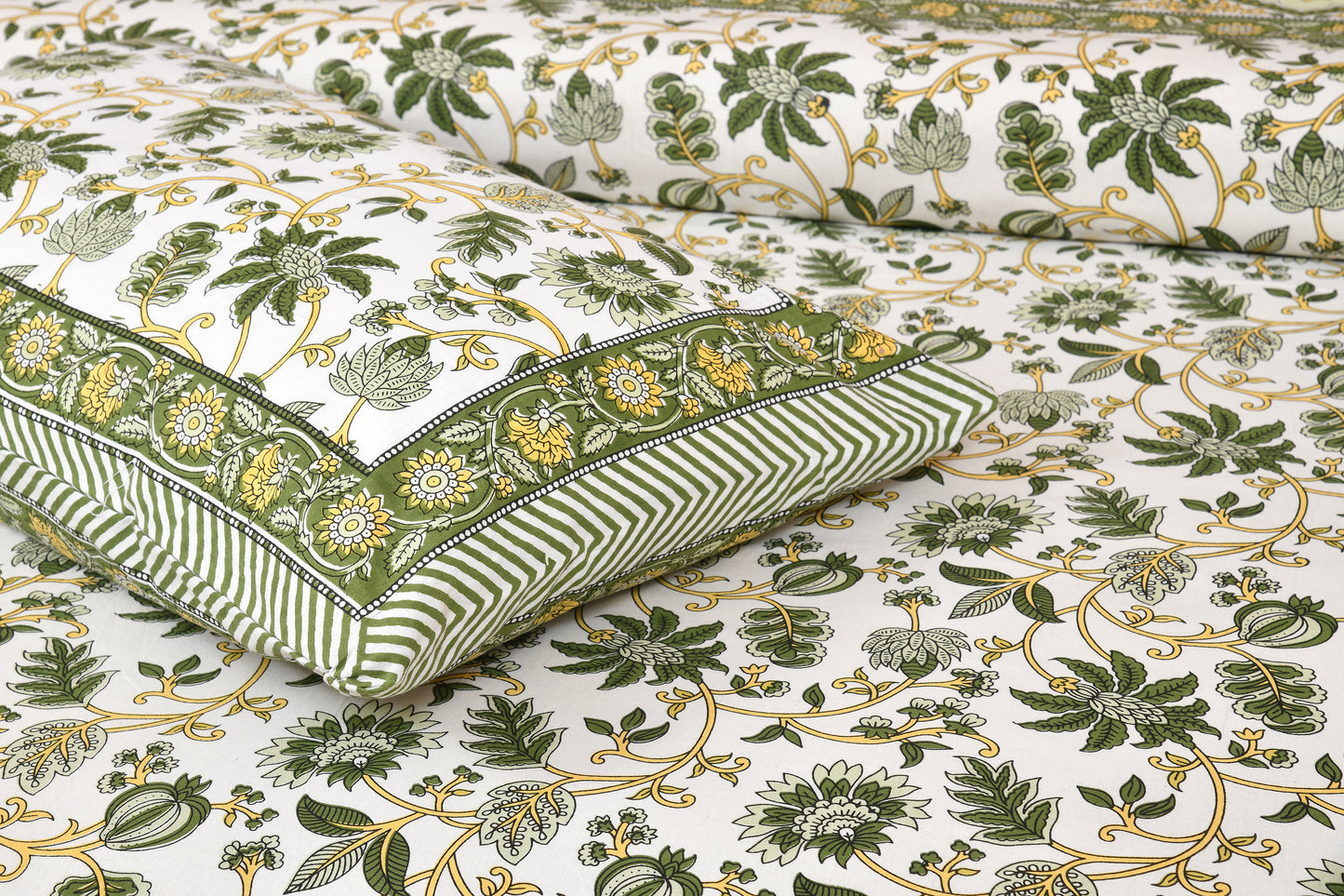 100% Cotton King Size Bedsheet with 2 Pillow Cover