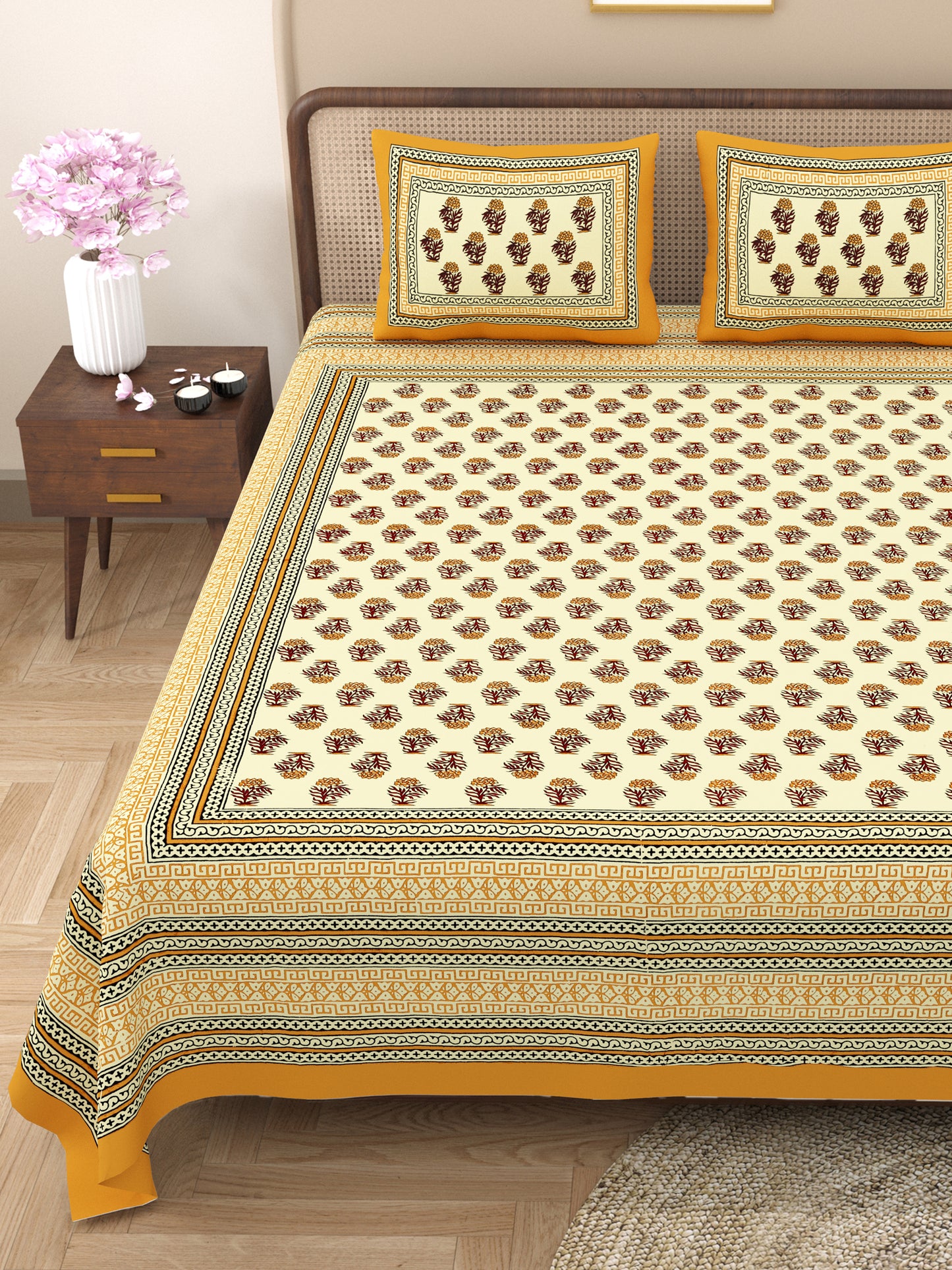 Buti Print 100% Cotton King Size Bedsheet with 2 Pillow Cover Set