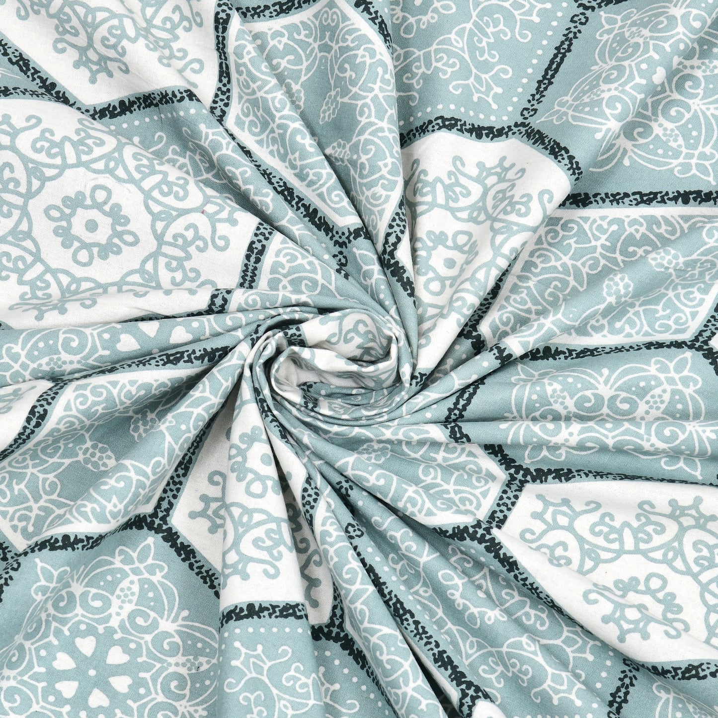 Neel Gagan 100% Cotton King Size Bedsheet with 2 Pillow Cover Set