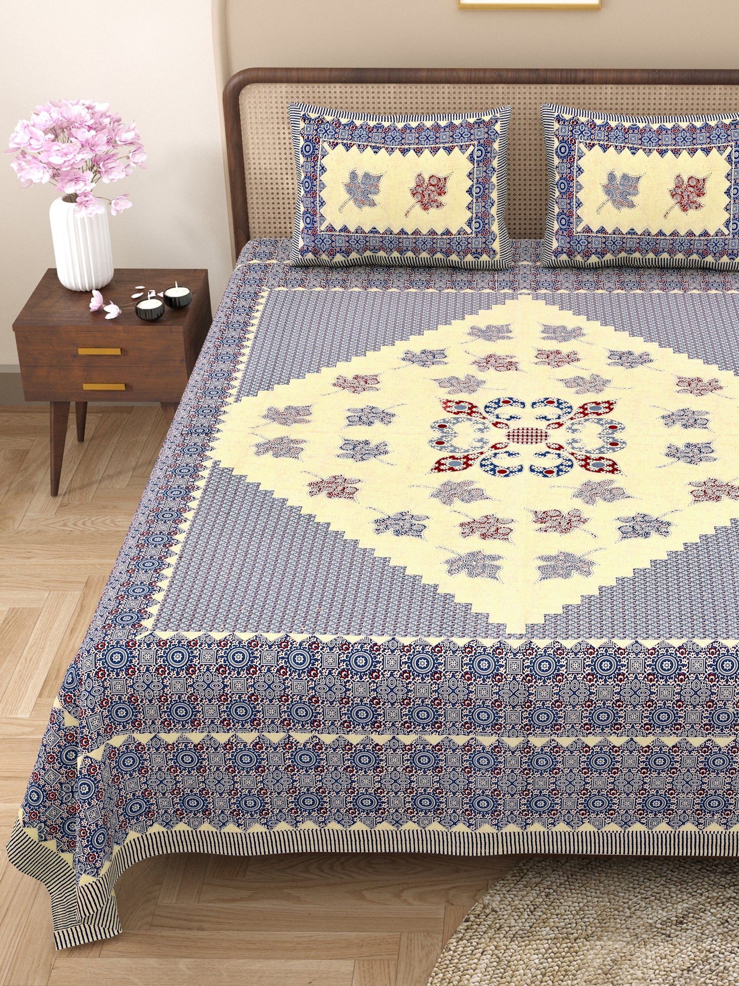 Kashish Print 100% Cotton King Size Bedsheet with 2 Pillow Cover Set