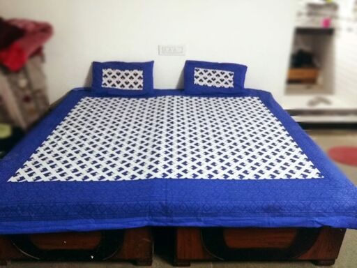 100% Real Cotton Bed sheet 280-TC Cotton Queen Bed sheet With 2 Pillow Cover - Pic Click By Customer freeshipping - www.jaipurtohome.com